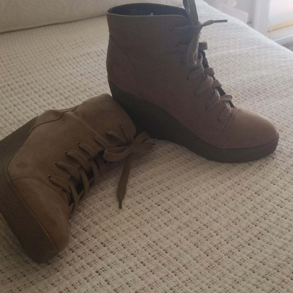 Just Fab Faryn Ankle Boots